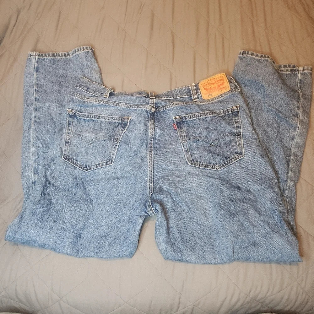 Levi 550 Jeans Mens 40x32 Medium Wash 5 Pocket‎ Red Tab Relaxed Fit Straight Leg
